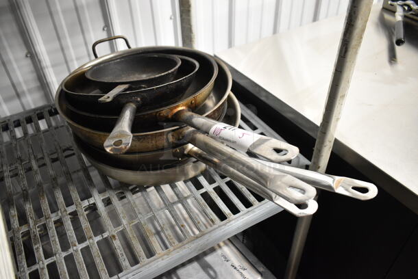 5 Metal Skillets. Includes 16x26x11. 5 Times Your Bid! - Image 1 of 4