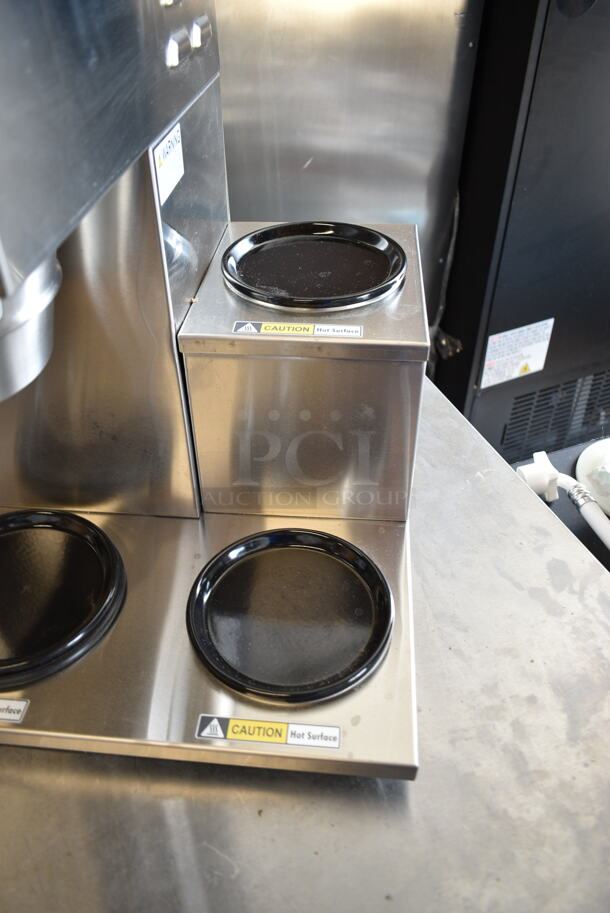 BRAND NEW SCRATCH AND DENT! Curtis ALP3GTR12A000 Stainless Steel Commercial 12 Cup Coffee Brewer with 3 Lower Warmers on Right. 120 Volts, 1 Phase.  - Image 4 of 8