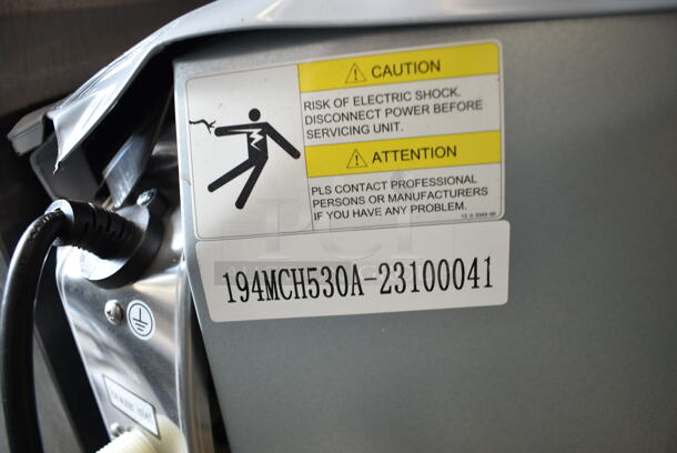 BRAND NEW SCRATCH AND DENT! 2023 Avantco Ice MC-H-530-A 30" Air Cooled Modular Half Cube Ice Machine - 500 lb. See Pictures for Back Right Damage.  - Image 5 of 5