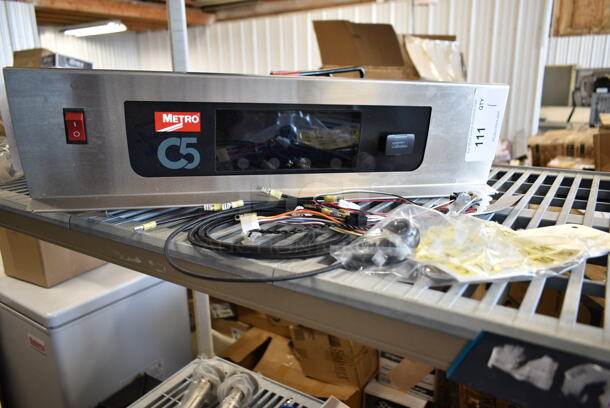 BRAND NEW SCRATCH AND DENT! Metro RPC59-CONTR-KIT Retrofit Kit - Image 2 of 6