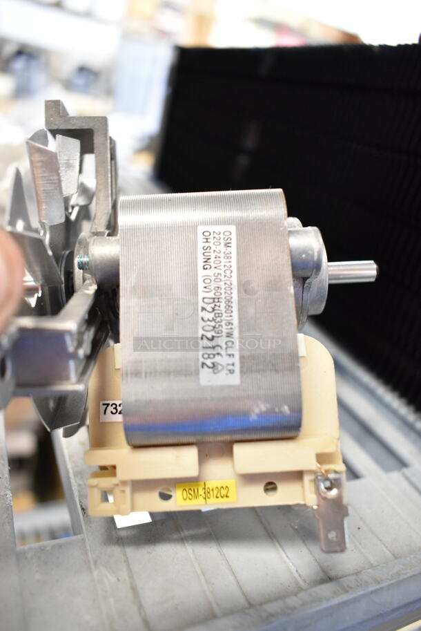 BRAND NEW SCRATCH AND DENT! OSM-3812C2 Motor - Image 7 of 7