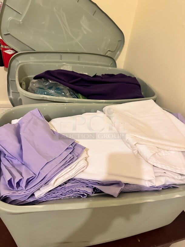 One Lot Contains Two Containers of Table Covers Assorted Colors - Image 4 of 8