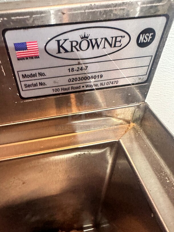 Krowne Metal 18-24-7 Silver Series 24" Ice Bin with Cold Plate - Image 3 of 6