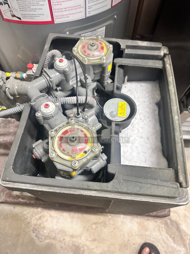 Late Model Salt Water Filtration System - Image 1 of 7