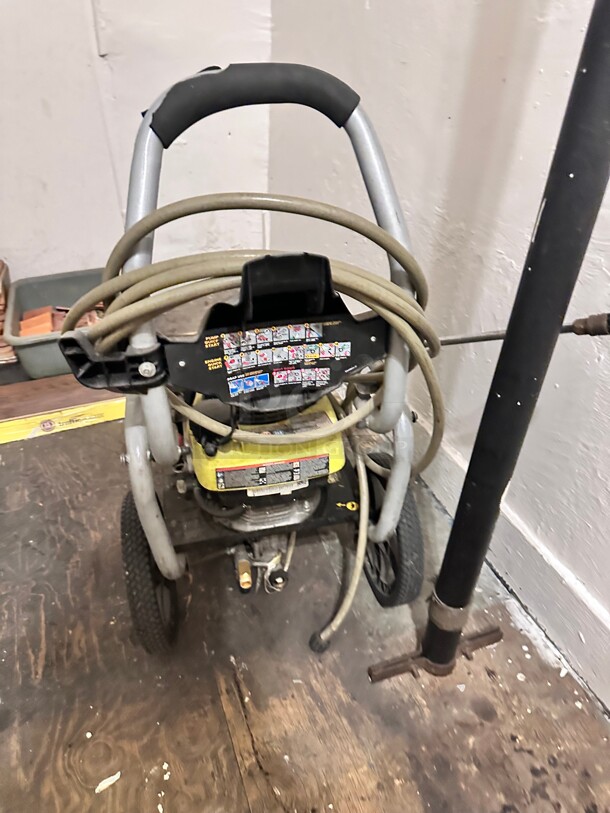 RYOBI 3100 PSI 2.3 GPM Cold Water Gas Pressure Washer, GREEN, Working - Image 8 of 9
