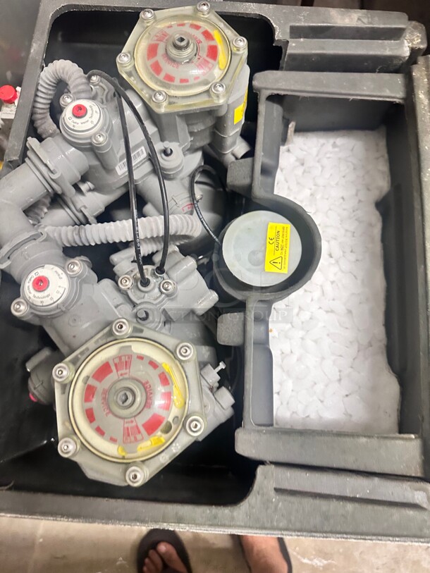Late Model Salt Water Filtration System - Image 7 of 7