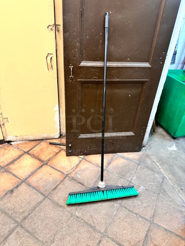 Heavy Duty Floor Broom - Image 2 of 4