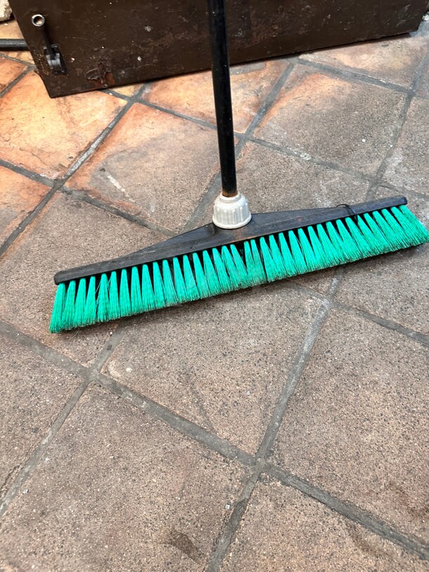 Heavy Duty Floor Broom - Image 4 of 4