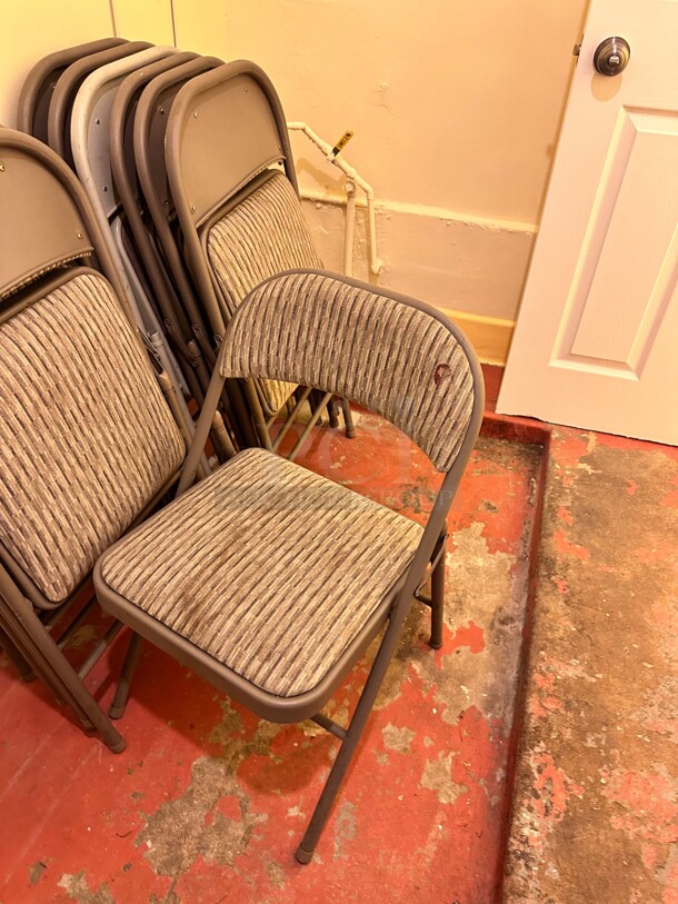 Metal Folding Chairs - Image 5 of 5