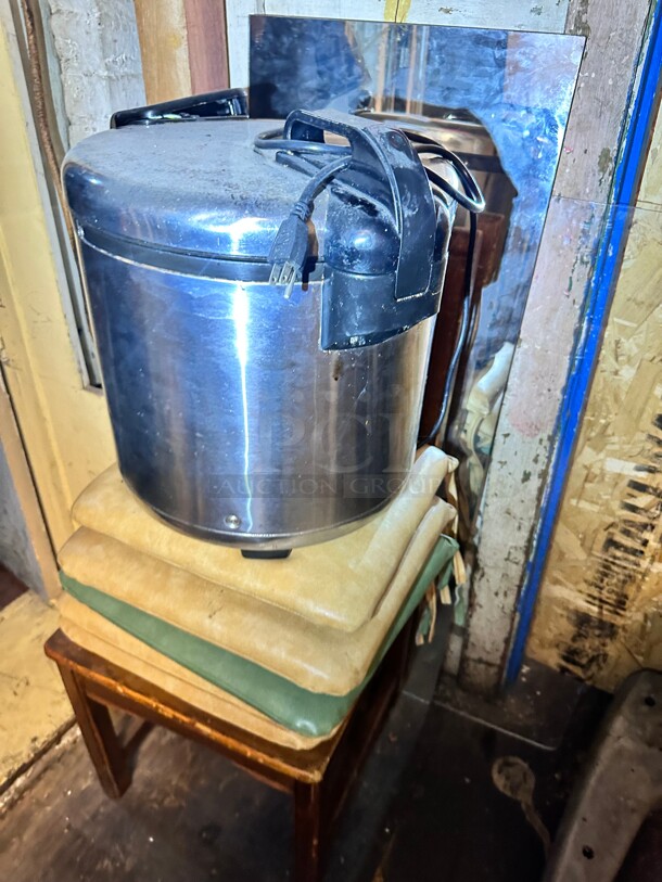 Winco Rw-s450 100 Cup Electric Rice Warmer 115 Volt Working - Image 3 of 6