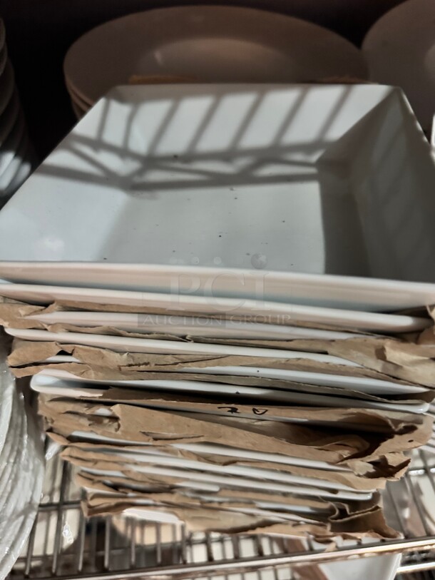 New! White Square Plates 7x7 - Image 1 of 2