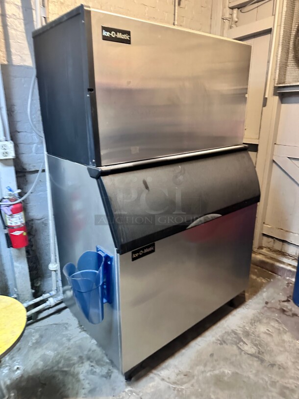 Ice-O-Matic ICE1406HR5 Elevation Series 48" Remote Cooled Half Dice Cube Ice Machine - 208-230V; 1520 lb. Working - Image 4 of 8