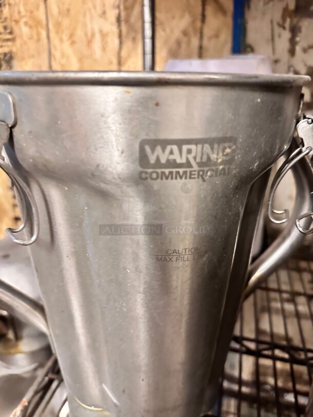 Waring 023909 1 Gallon Stainless Steel Blender Jar with Two Handles for Commercial Blenders - Image 4 of 5