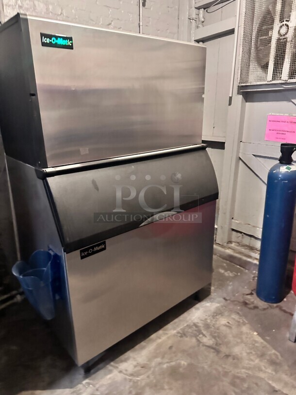 Ice-O-Matic ICE1406HR5 Elevation Series 48" Remote Cooled Half Dice Cube Ice Machine - 208-230V; 1520 lb. Working - Image 1 of 8