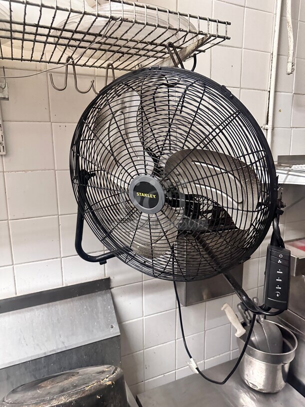 Stanley Heavy Duty Floor Fan - Image 1 of 5