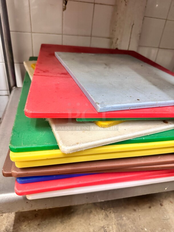 One Lot Assorted Colors Cutting Board - Image 3 of 5