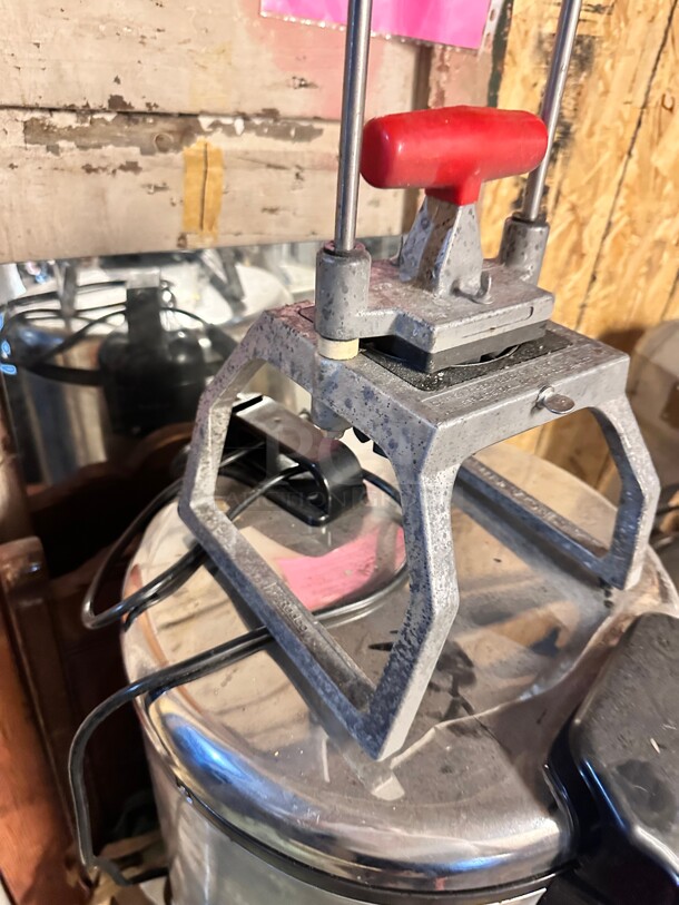 Global Solutions by Nemco GS4560-8 8 Section Wedge Cutter  - Image 1 of 8