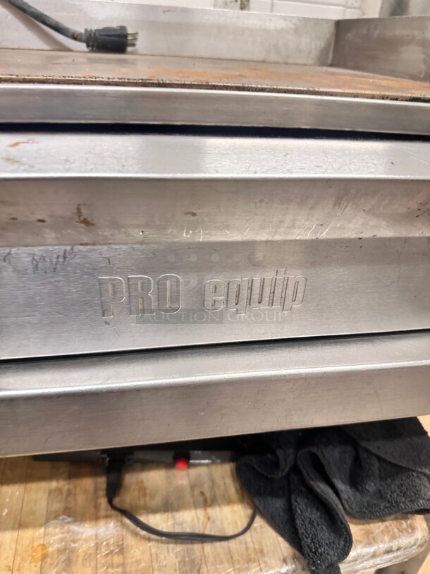Pro Equip 24" Electric Griddle w/ Thermostatic Controls - 1/2" Steel Plate, 220 Volt 1 Phase  - Image 5 of 8