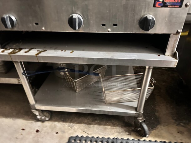 Jade 36 Inch Commercial Heavy Duty Gas Griddle Working - Image 8 of 8