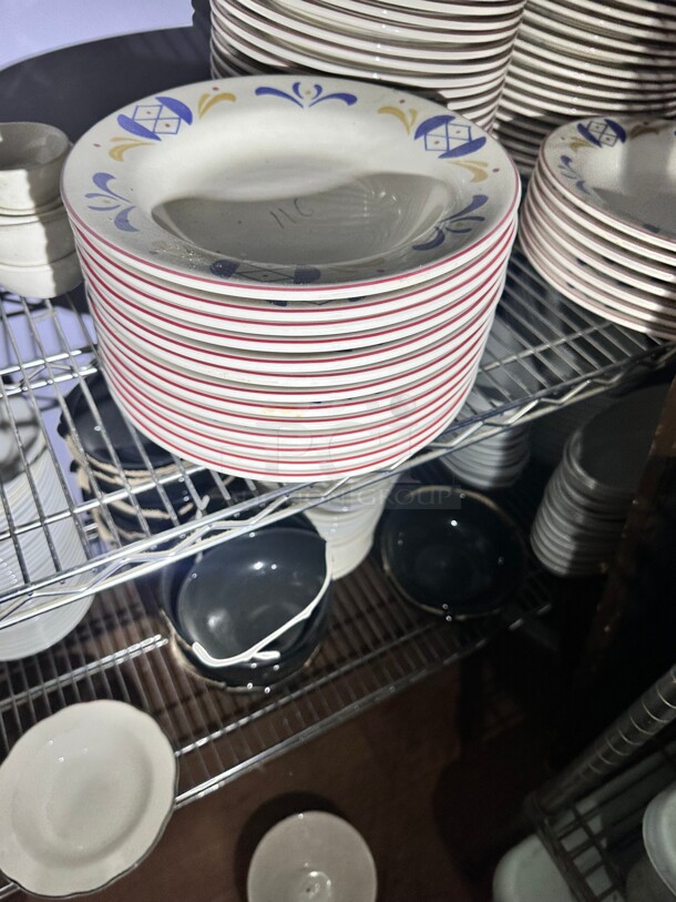 New! Round Serving Plates 11.5" - Image 1 of 7