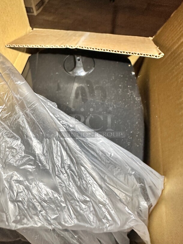 New! Auto Cut Towel Dispenser Working - Image 1 of 2