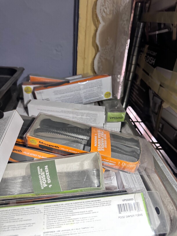 One Lot Of Assorted Knife and Steak Knife - Image 2 of 5