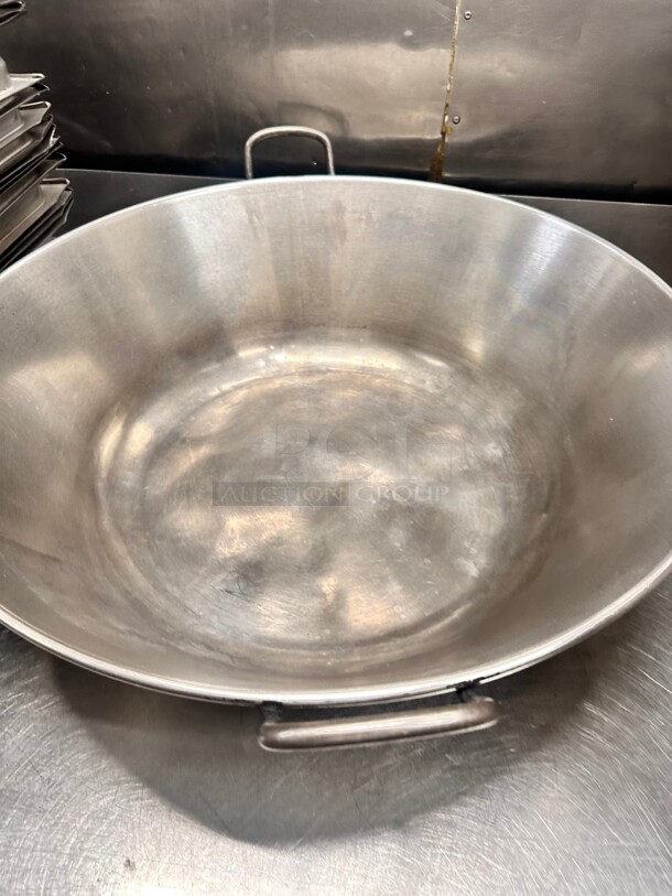 Commercial Heavy Duty 24x24x8 Inch Large Cooking Pan With Handels - Image 4 of 5