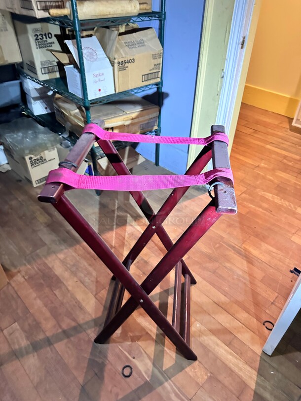 Winco TR-34W Folding Tray Stand, 34-Inch, Mahogany, Medium - Image 6 of 6