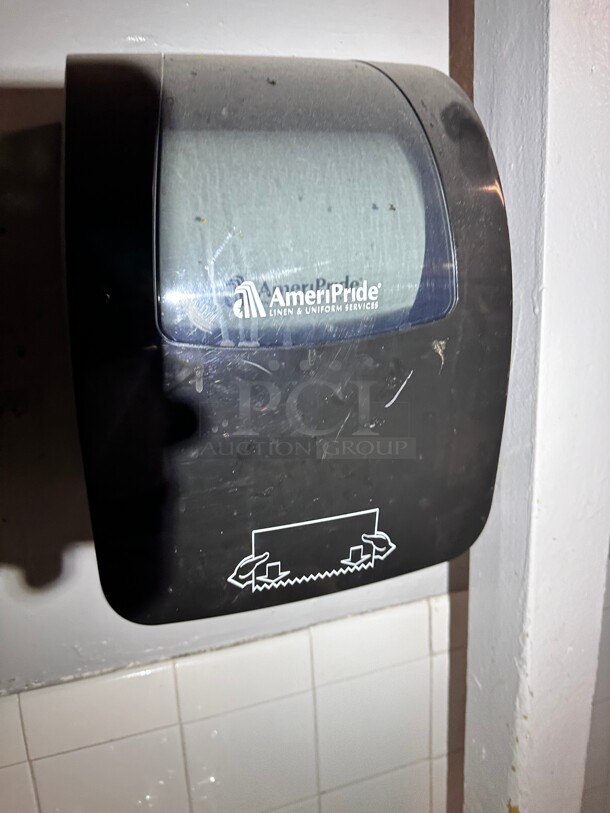 American Pride Towel Dispenser  - Image 3 of 4
