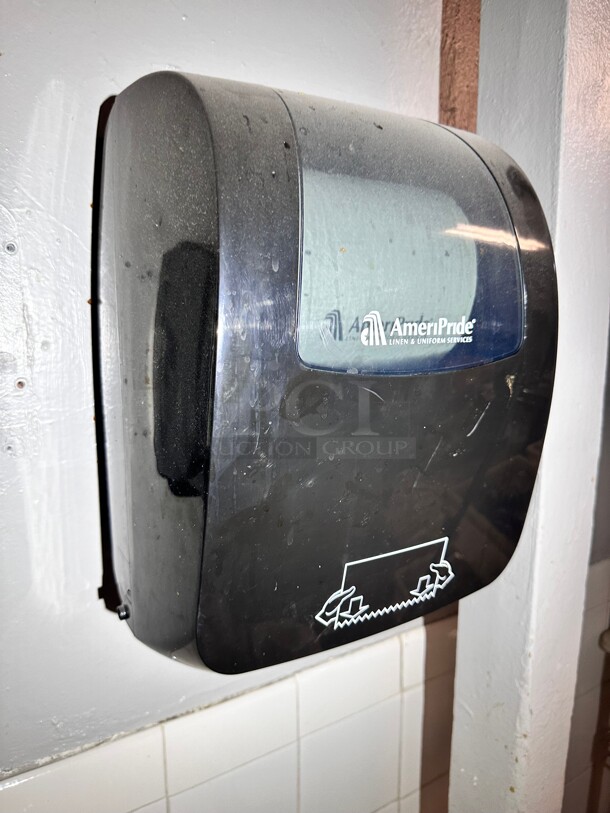 American Pride Towel Dispenser  - Image 4 of 4