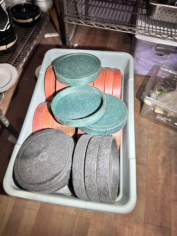 One Lot Olympia Plastic Round Tortilla Holder 7.5" - Image 1 of 6