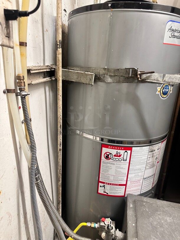 Late Model American Standard PLC75-76-AS Water Heater - 75 Gallon Commercial Gas 76,000 BTU Working - Image 4 of 8