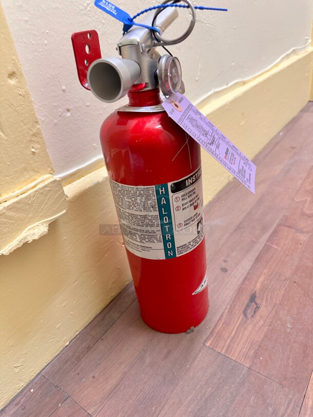 Amerex B386T - 5 lb Halotron Fire Extinguisher - Image 1 of 6