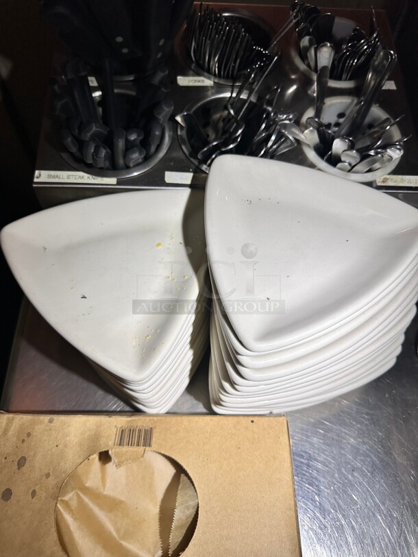 One Lot Triangle Appetizer Plates - Image 1 of 2