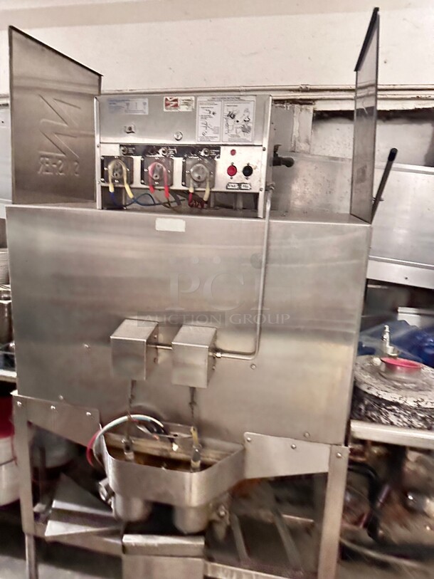 ADS Double Rack Low Temperature Chemical Sanitizing Pass Through Dishwasher - 115V Wokring - Image 6 of 8