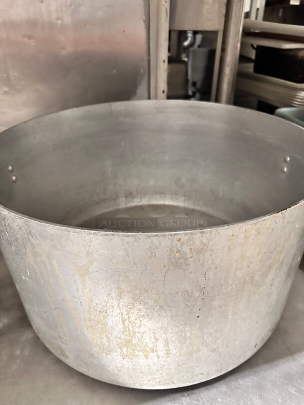 Commercial Large Aluminum Cooking Pot 20x20x12 - Image 3 of 3