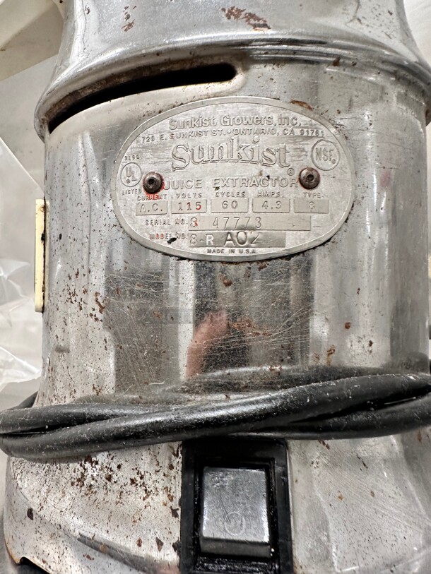 Sunkist 8-R Commercial Citrus Juicer - 115V, 3450 RPM Working - Image 3 of 5