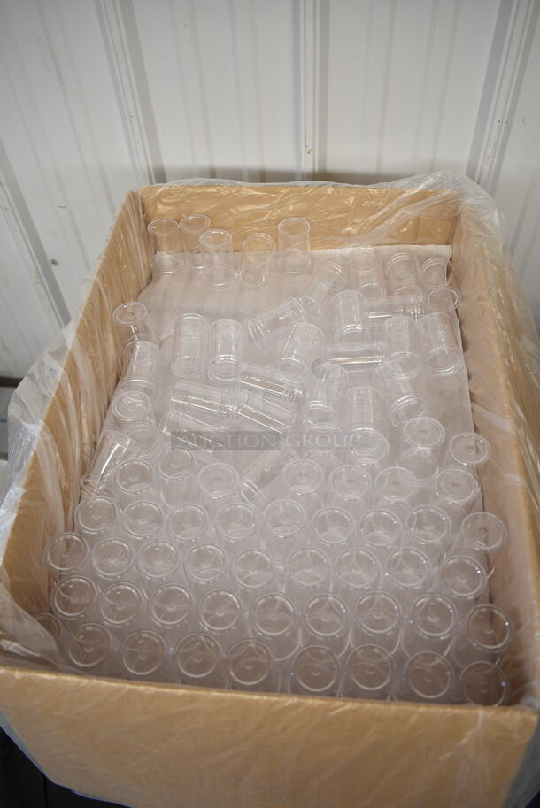 BRAND NEW SCRATCH AND DENT! Box of Taral Clear Poly 1 oz Jars.  - Image 2 of 4