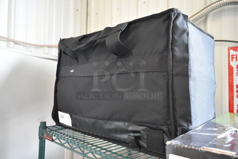 BRAND NEW SCRATCH AND DENT! Black Insulated Food Carrying Catering Bag. 