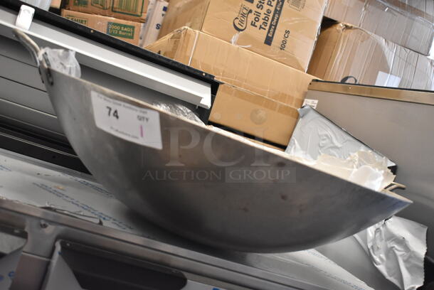 BRAND NEW SCRATCH AND DENT! Town 34724 24" Hand Hammered Cantonese Wok - Image 3 of 3