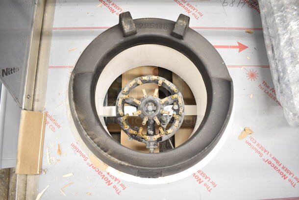 BRAND NEW! Town Y-2-SS-N Stainless Steel Commercial Floor Style Two Chamber Natural Gas Wok Range with 13" Mandarin and 20" Cantonese Chamber. 191,000 BTU - Image 4 of 11