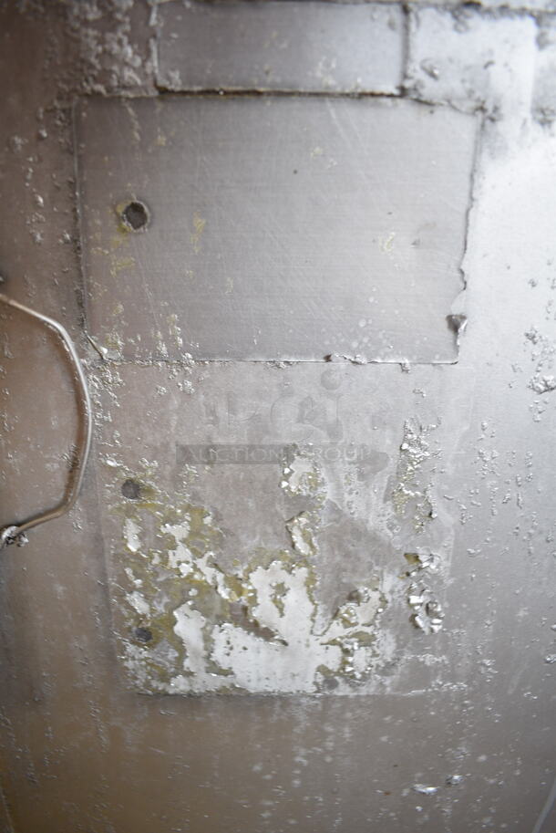 Cecilware Stainless Steel Commercial Floor Style Natural Gas Powered Deep Fat Fryer.  - Image 4 of 5