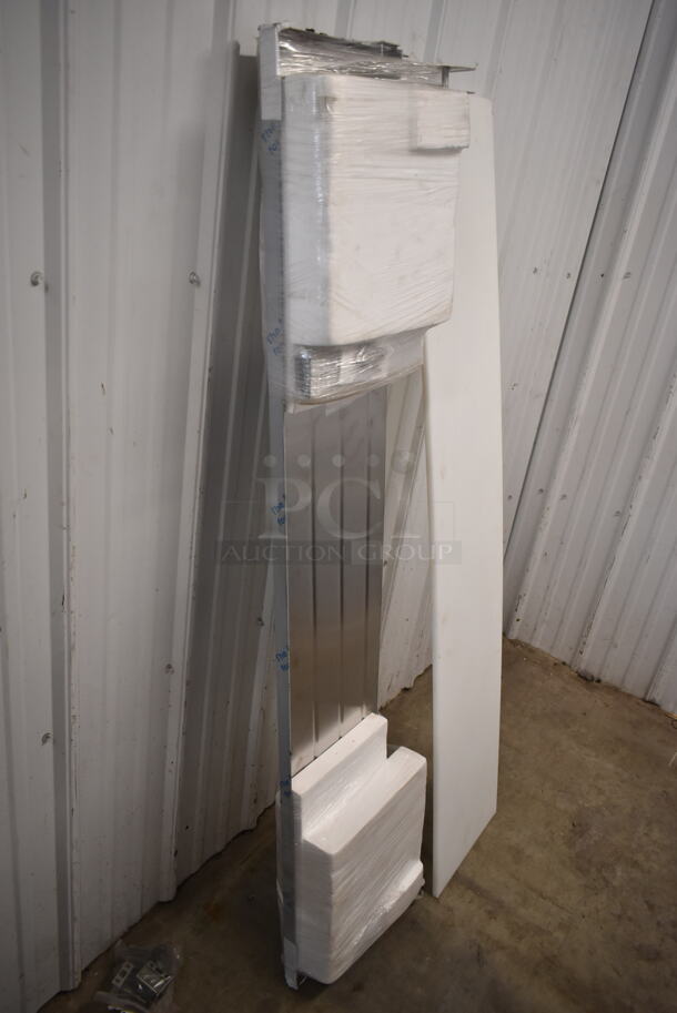 2 BRAND NEW SCRATCH AND DENT! Items; White Cutting Board and Metal Piece. 2 Times Your Bid! - Image 4 of 4