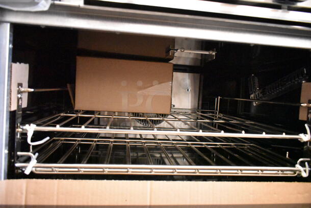 BRAND NEW SCRATCH AND DENT! 2024 Garland G60-6G24CC Stainless Steel Commercial Liquid Propane 6 Burner 60" Range with 24" Griddle and 2 CONVECTION Ovens. 310,000 BTU - Image 3 of 7