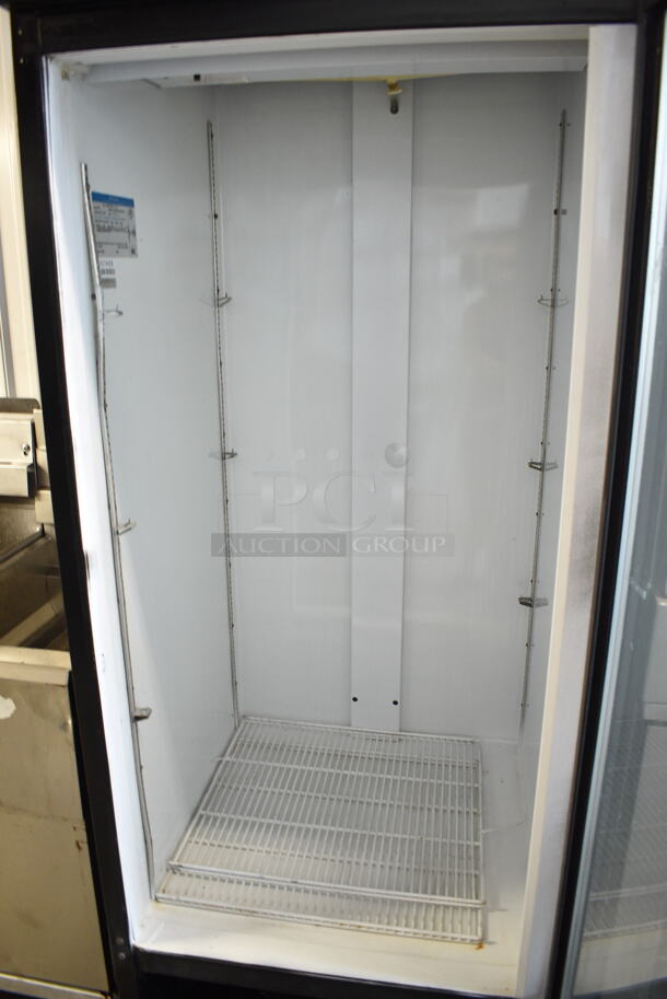 Beverage Air MT27 Metal Commercial Single Door Reach In Cooler Merchandiser. 115 Volts, 1 Phase. Tested and Powers On But Does Not Get Cold - Image 3 of 4