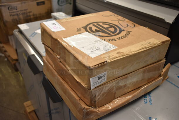 3 Boxes of 24 BRAND NEW SCRATCH AND DENT! American Metalcraft 18912P 12" Perforated Pizza Disk. 3 Times Your Bid!  - Image 3 of 4