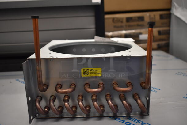 BRAND NEW SCRATCH AND DENT! Avantco 17811501HC Condenser Coil for SS-WT-36, SS-UC-36, GDC-15, and GDC-10 Series - Image 4 of 5