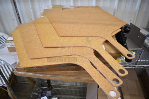 4 BRAND NEW! SSCC-18 Pizza Peels. 4 Times Your Bid! 
