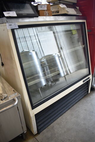 True TSID-48-2 Metal Commercial Floor Style Deli Display Case Merchandiser. 115 Volts, 1 Phase. Tested and Powers On But Does Not Get Cold