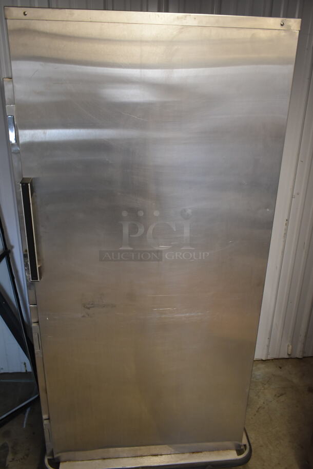 Wittco 1826-15BC Stainless Steel Commercial 2 Half Size Door Reach In Heated Holding Cabinet on Commercial Casters. 120 Volts, 1 Phase. Tested and Working! - Image 5 of 6